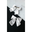 BRIDE BASKILI FİYONK SATEN TOKA